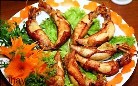 Mực trứng nướng ớt