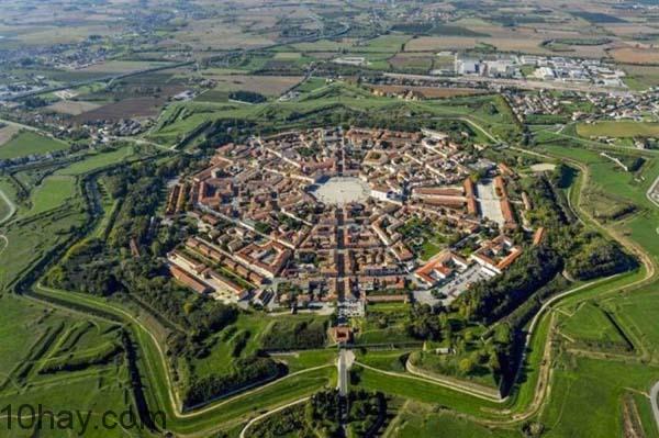 Palmanova