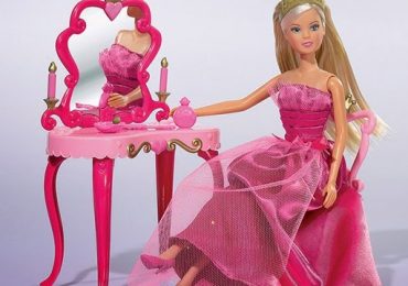 búp bê barbie