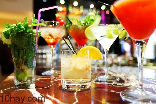 Rượu bia sẽ làm bộ não mất khả năng kiến tạo suy nghĩ và bộ nhớ