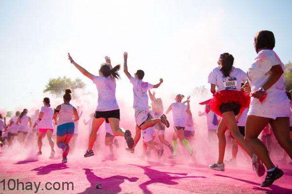Color Me Run - chạy đường dài cùng bạn bè
