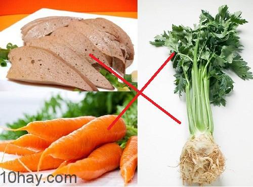 Rau cần và cà rốt