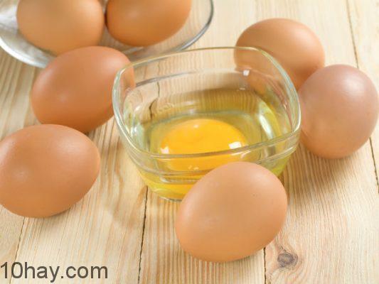 Lòng trắng trứng chứa nhiều dưỡng chất khắc phục da cháy nắng