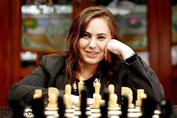 Judit Polgar (IQ 170)