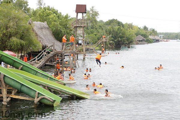 Khu du lịch Bò Cạp Vàng
