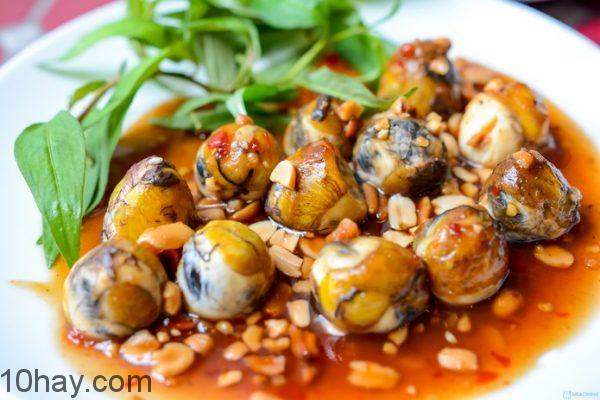 cút lộn xào me