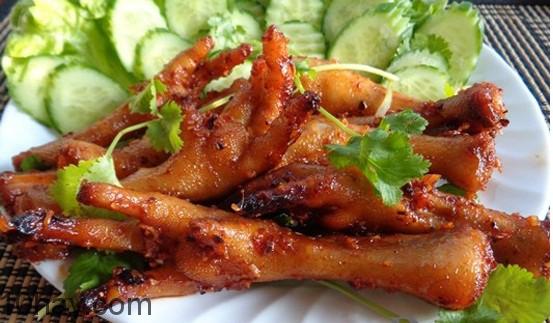 chân gà nướng sa tế