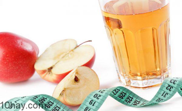 Dấm táo chống lão hóa làn da cháy nắng mau lành