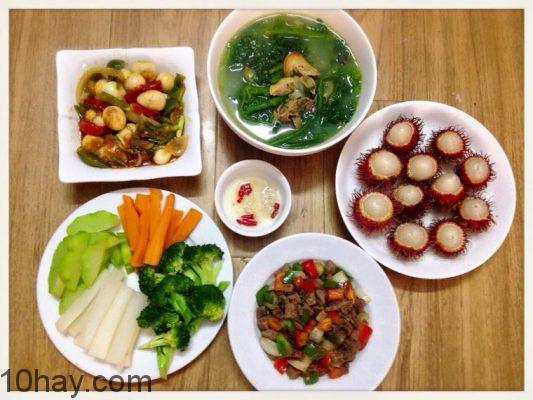 Mâm cơm với những món ăn nhẹ bụng, dễ tiêu