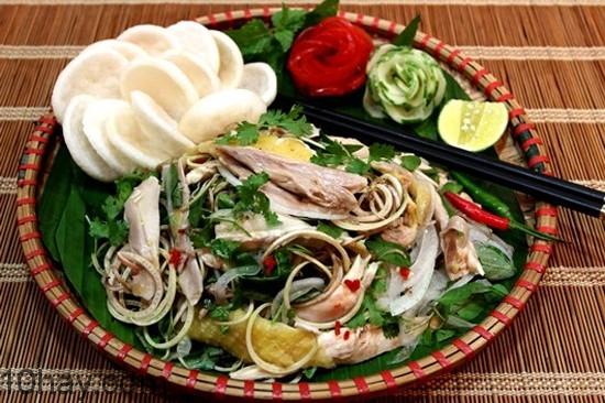 Gỏi gà ngon hơn với bắp cải giòn ngọt