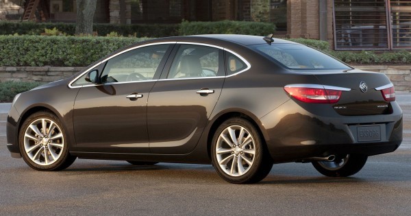 buick_veranorear