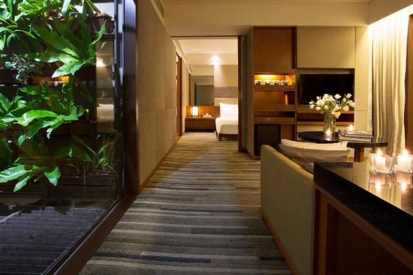 Khách sạn Hansar Bangkok