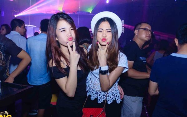 Khach moi Hoang Gia Disco