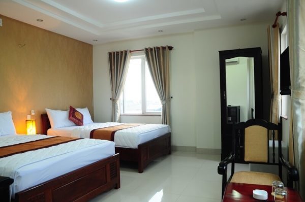 Khách Sạn Cánh Buồm