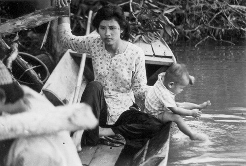 Một cảnh trong phim Cánh đồng hoang