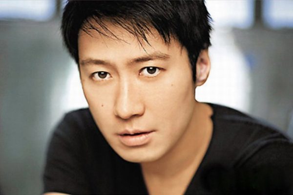 Diễn viên Lê Minh