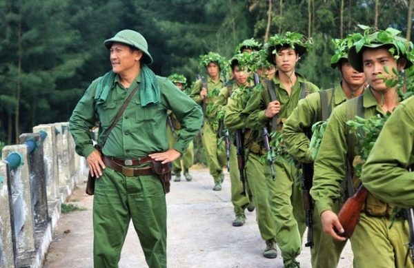 Phim Những người viết huyền thoại