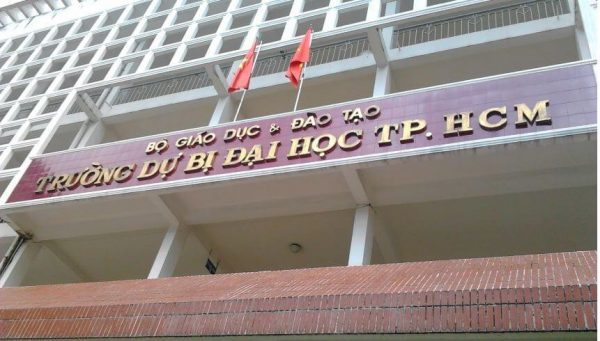 truong-du-bi-dai-hoc