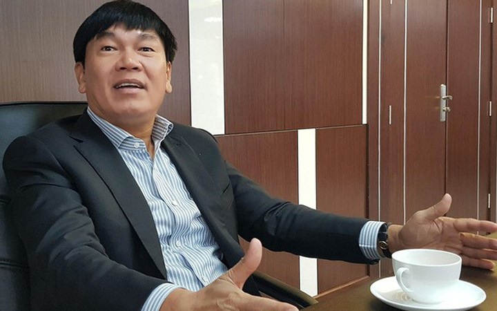 Tỷ phú Trần Đình Long