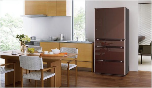 Hitachi R-C6800S - Tủ lạnh đắt nhất hiện nay