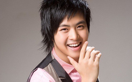 Ca sĩ Wanbi Tuấn Anh
