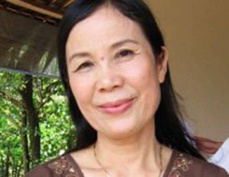 Nhà thơ Lâm Thị Mỹ Dạ