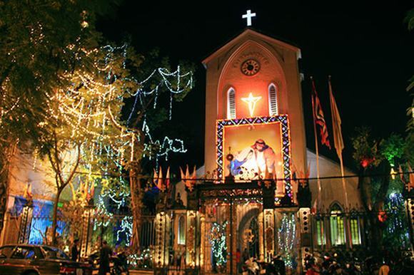 Nhà thờ trang trí Noel đẹp nhất TPHCM