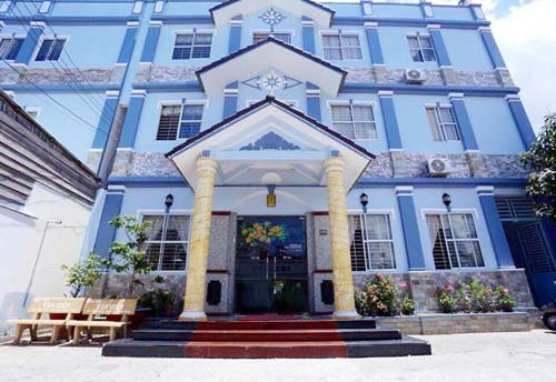 Khách sạn Như Toàn
