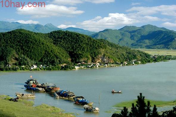 địa điểm du lịch nỗi tiếng tại Hà Tĩnh địa điểm du lịch nỗi tiếng tại Hà Tĩnh