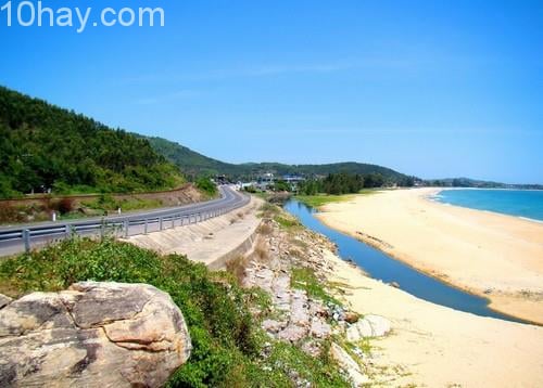 địa điểm du lịch nổi tiếng tai Quảng Ngãi địa điểm du lịch nổi tiếng tai Quảng Ngãi