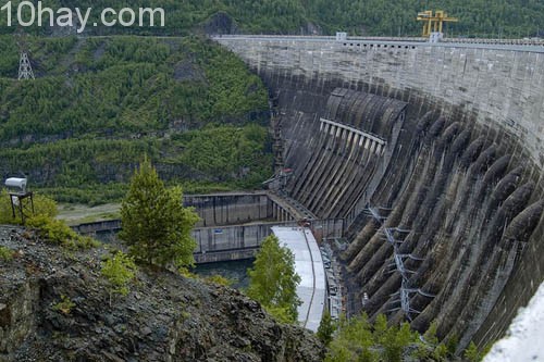 Nhà máy thuỷ điện Krasnoyarsk